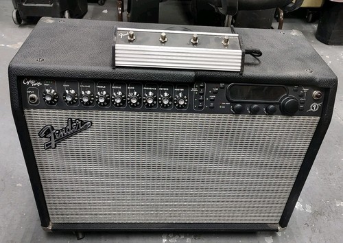 Fender cyber twin - fender, foot